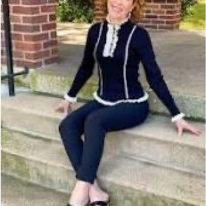 Cabi adorn pullover m nwot